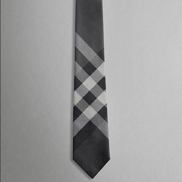 Burberry Other - Burberry London Rohan Woven Skinny Tie Gray Silk